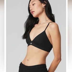 ALO Yoga Splendor Bra 🖤